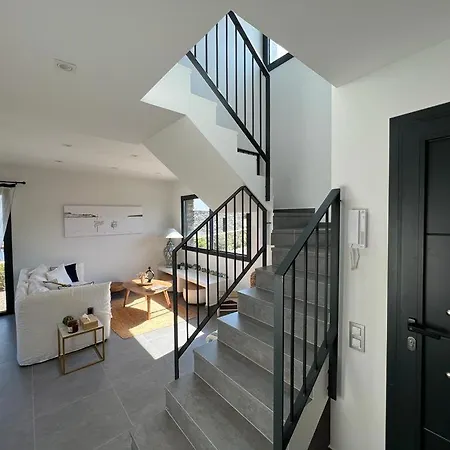 Casa Isabelle Caials * Кадакес